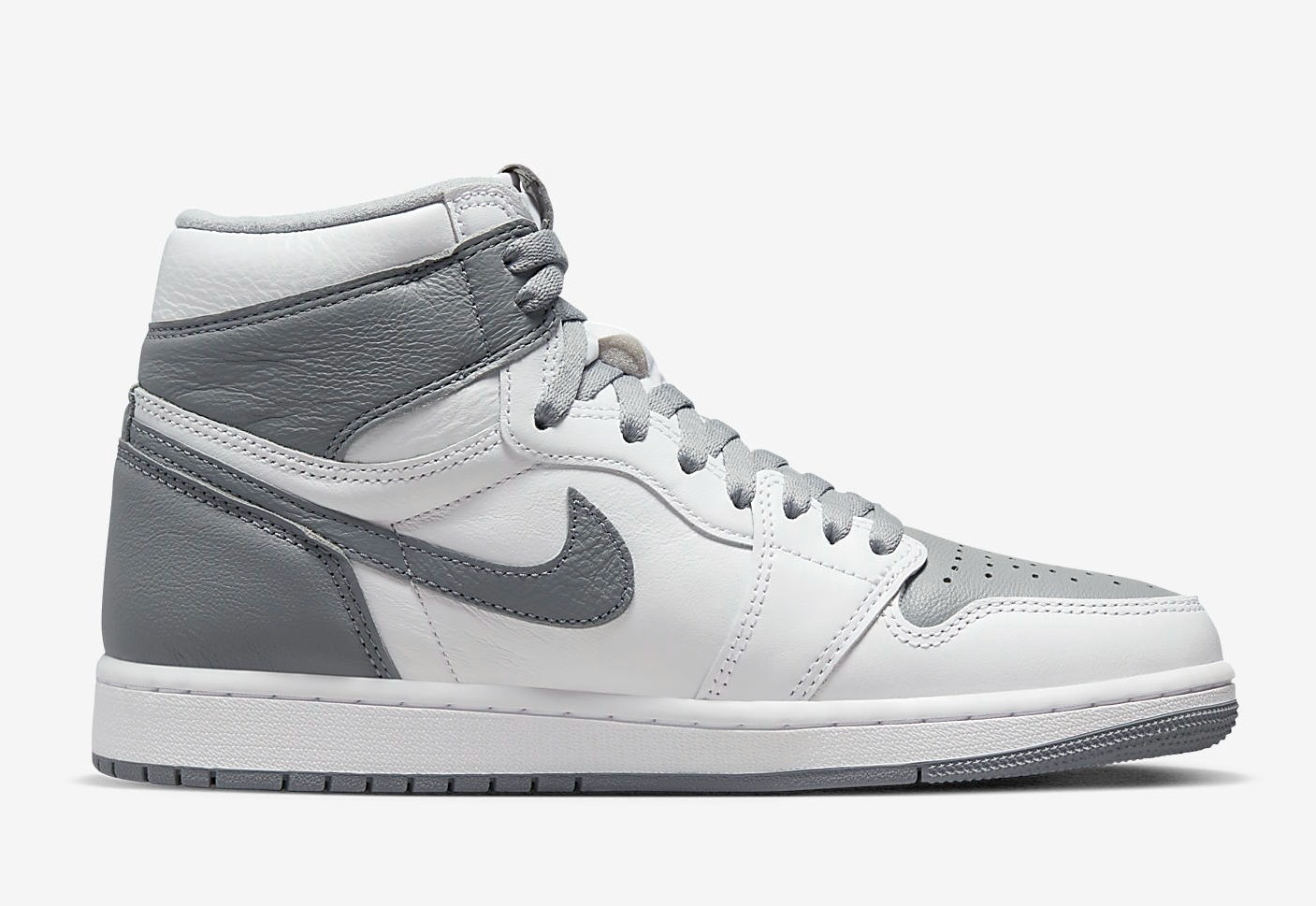 Jordan 1 Retro High OG Stealth