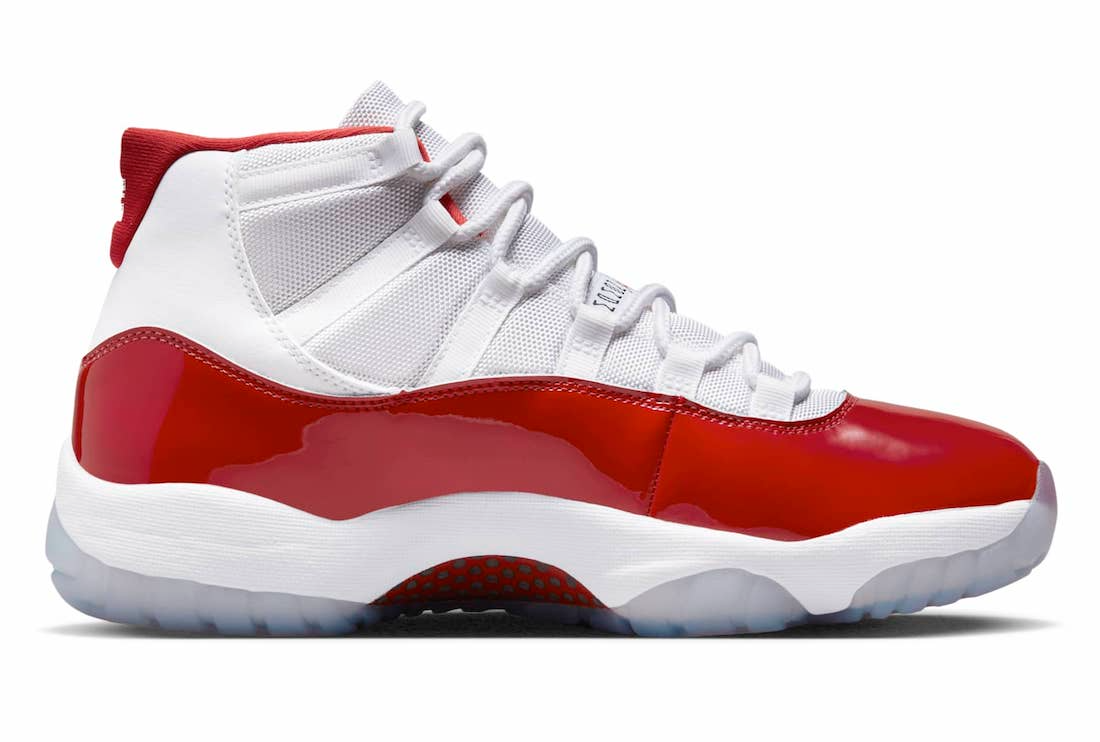 Jordan 11 Retro Cherry (2022)
